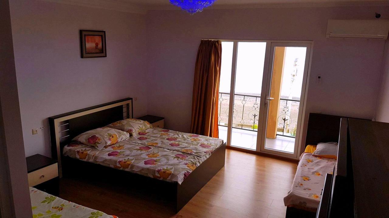 Hotel Kobuleti Lalima House Extérieur photo